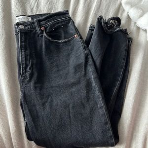 Abercrombie The Ankle Straight Ultra High Rise Curve Love